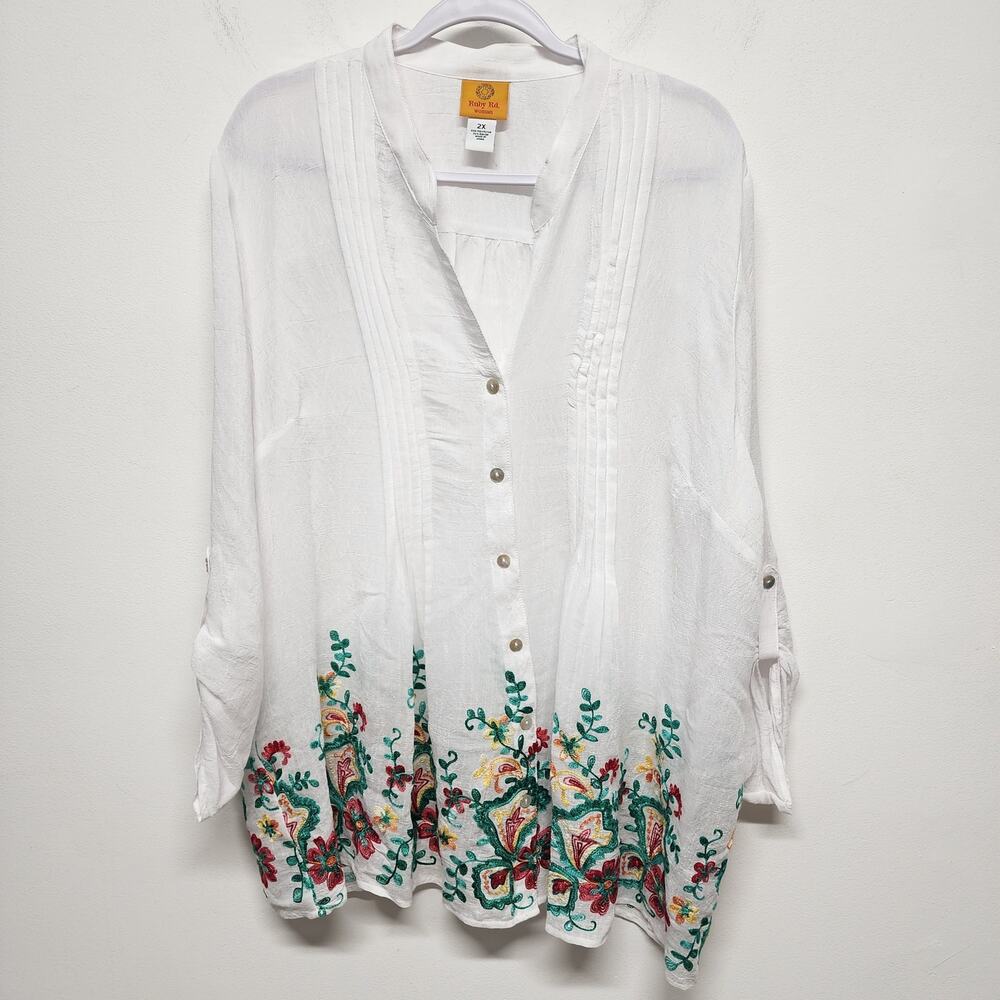 Ruby Rd. Womens Floral Embroidered Pintuck Blouse 2X White Sheer Roll Tab Sleeve
